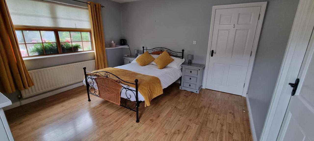 The Madden Guest House Gilford Zewnętrze zdjęcie